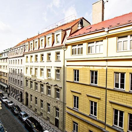 Ferienwohnung Ruterra By Golden Lady'S 3Bdr Loft Prag Exterior foto